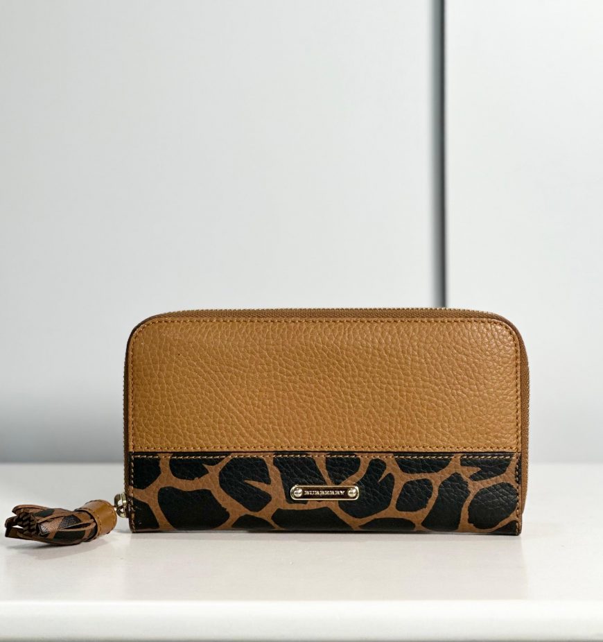 Burberry Zippy Wallet