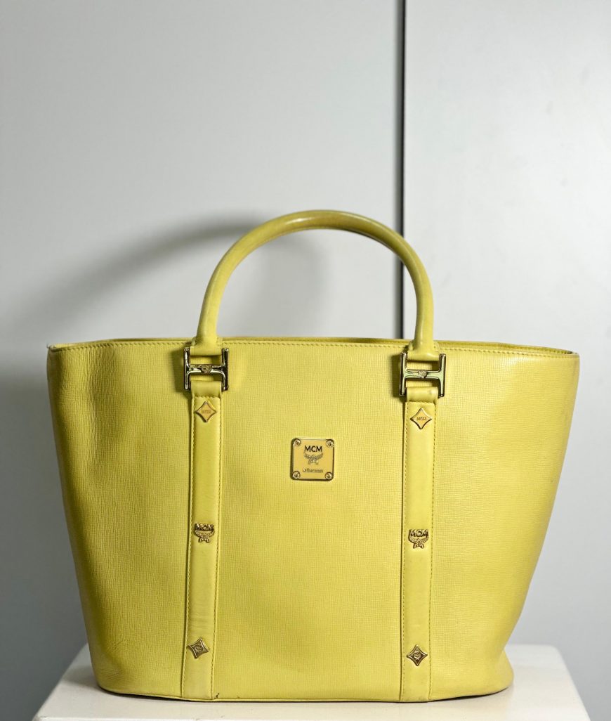 MCM Yellow Shopper