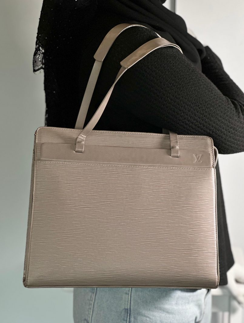 LV Epi Croisette PM  Lilac