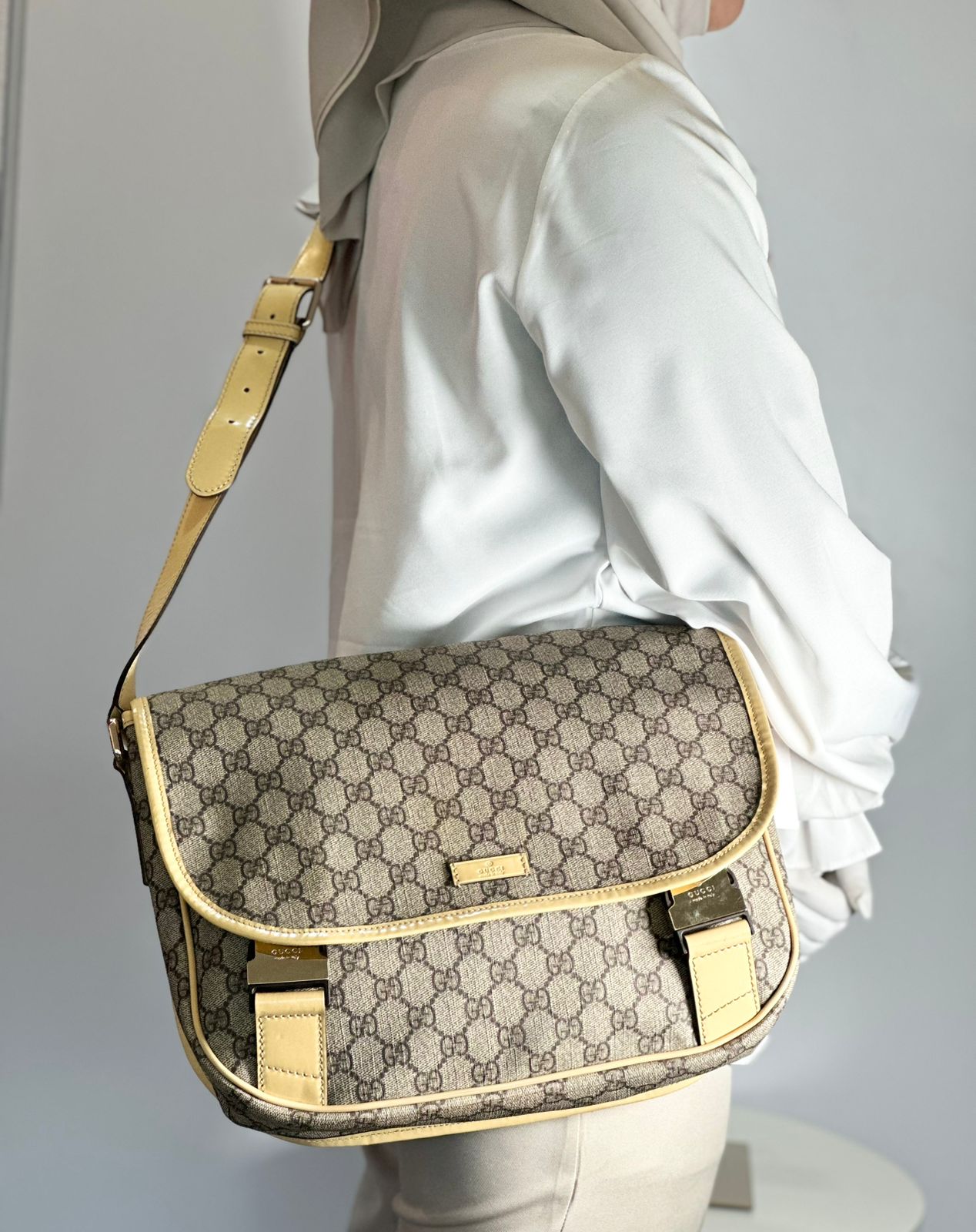 Gucci GG Supreme Crossbody